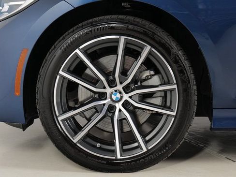 Used 2022 BMW 330i xDrive Sedan w/ Driving Assistance Package AWD/4WD image 9