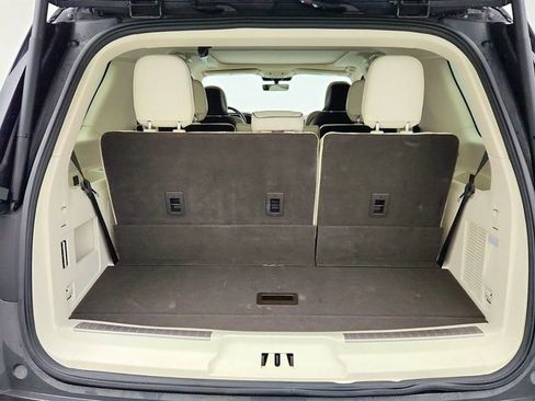 Used 2024 Lincoln Navigator Black Label image 22