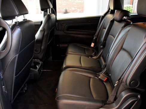 Used 2023 Honda Odyssey Sport image 33