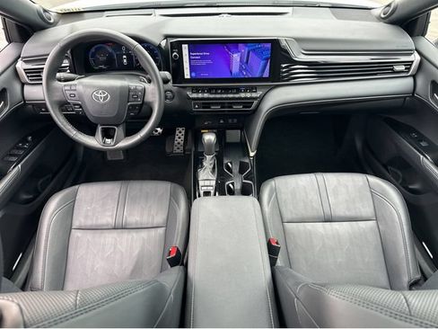 Used 2025 Toyota Camry XSE w/ Premium Package FWD image 18