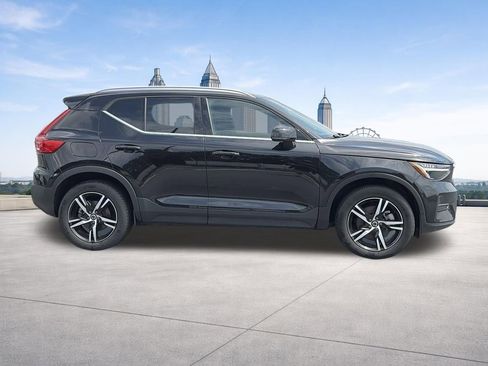 Used 2025 Volvo XC40 B5 Core AWD/4WD image 25