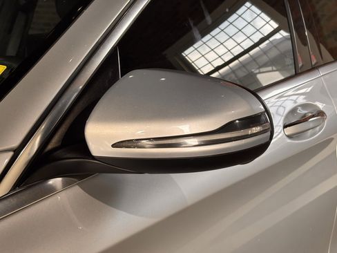 Used 2018 Mercedes-Benz C 300 Sedan image 15