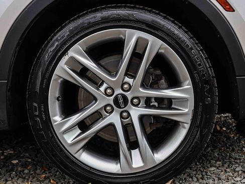 Used 2019 Lincoln MKC Reserve w/ MKC Climate Package AWD/4WD image 24