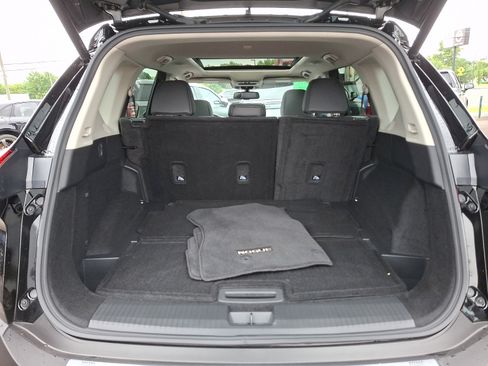 Used 2023 Nissan Rogue SL AWD/4WD image 30
