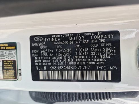 Used 2025 Hyundai Kona SEL FWD image 35