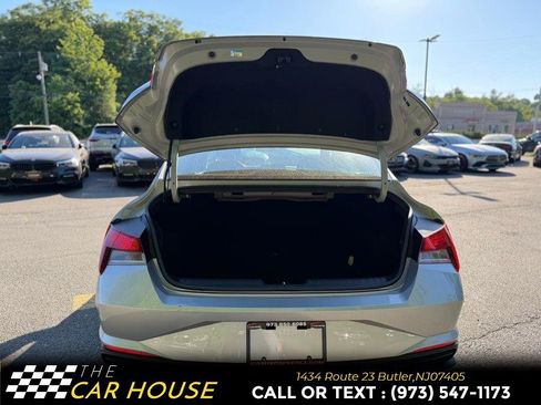 Used 2023 Hyundai Elantra SEL FWD image 17