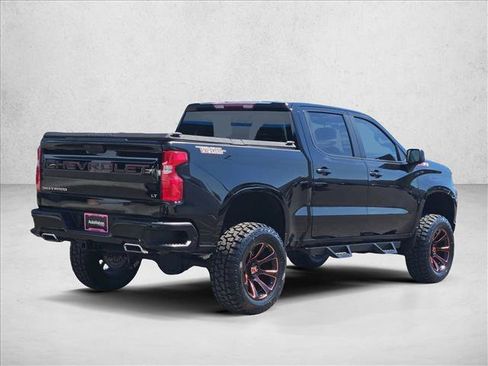 Used 2022 Chevrolet Silverado 1500 LT Trail Boss w/ Bed Protection Package AWD/4WD image 8