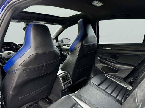 Used 2022 Volkswagen Golf R AWD/4WD image 42