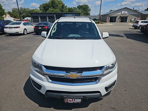 Used 2017 Chevrolet Colorado W/T w/ WT Convenience Package AWD/4WD image 9