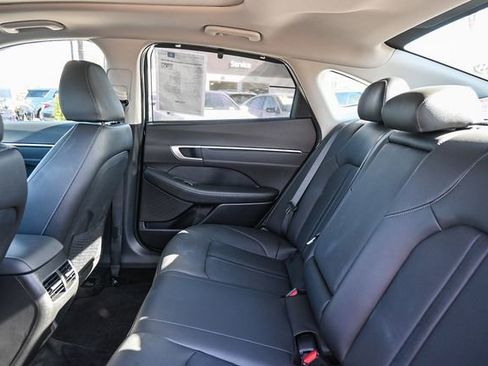 Certified 2025 Hyundai Sonata Limited image 17