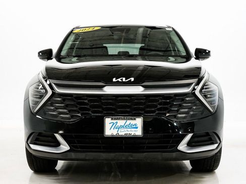 Certified 2024 Kia Sportage LX image 4