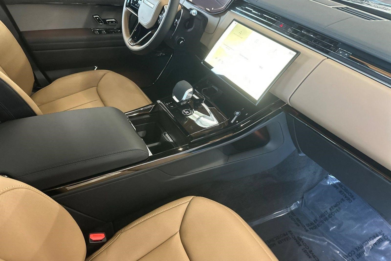 New 2026 Land Rover Range Rover Sport Dynamic SE AWD/4WD image 28