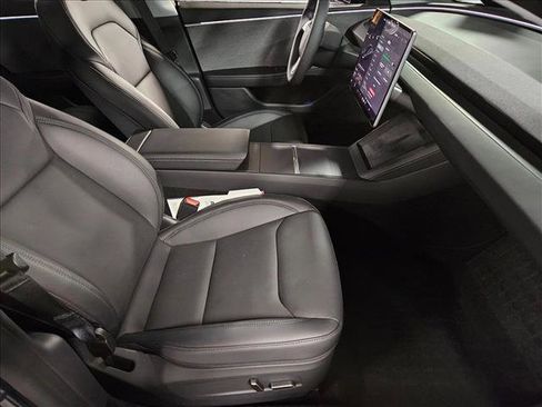 Used 2025 Tesla Model 3 Long Range image 21