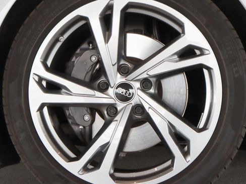 Used 2023 Audi e-tron GT Premium Plus AWD/4WD image 5