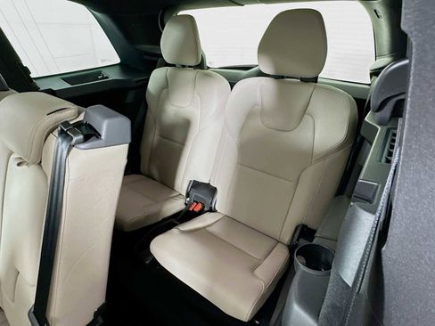 New 2026 Volvo XC90 B6 Plus w/ Protection Package Premier image 26