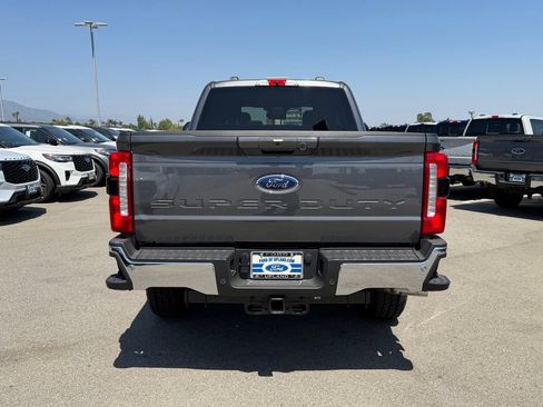 New 2026 Ford F250 Lariat w/ FX4 Off-Road Package AWD/4WD image 5