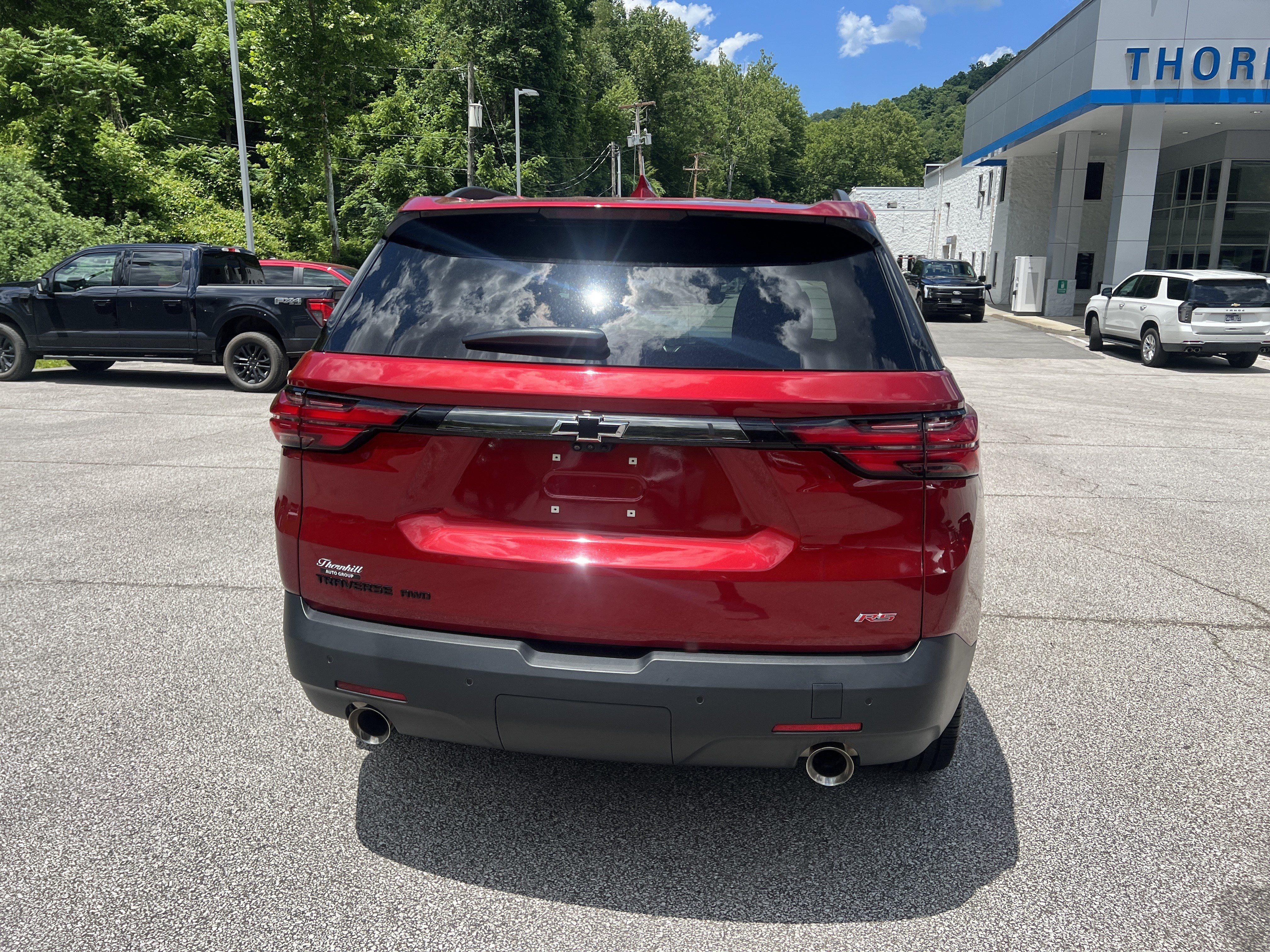 Used 2023 Chevrolet Traverse RS w/ LPO, Floor Liner Package AWD/4WD image 4