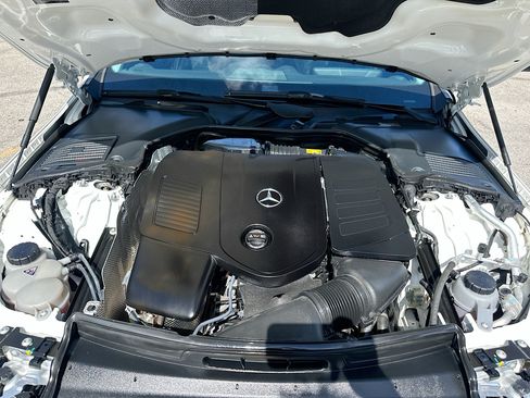Used 2022 Mercedes-Benz C 300 Sedan image 32
