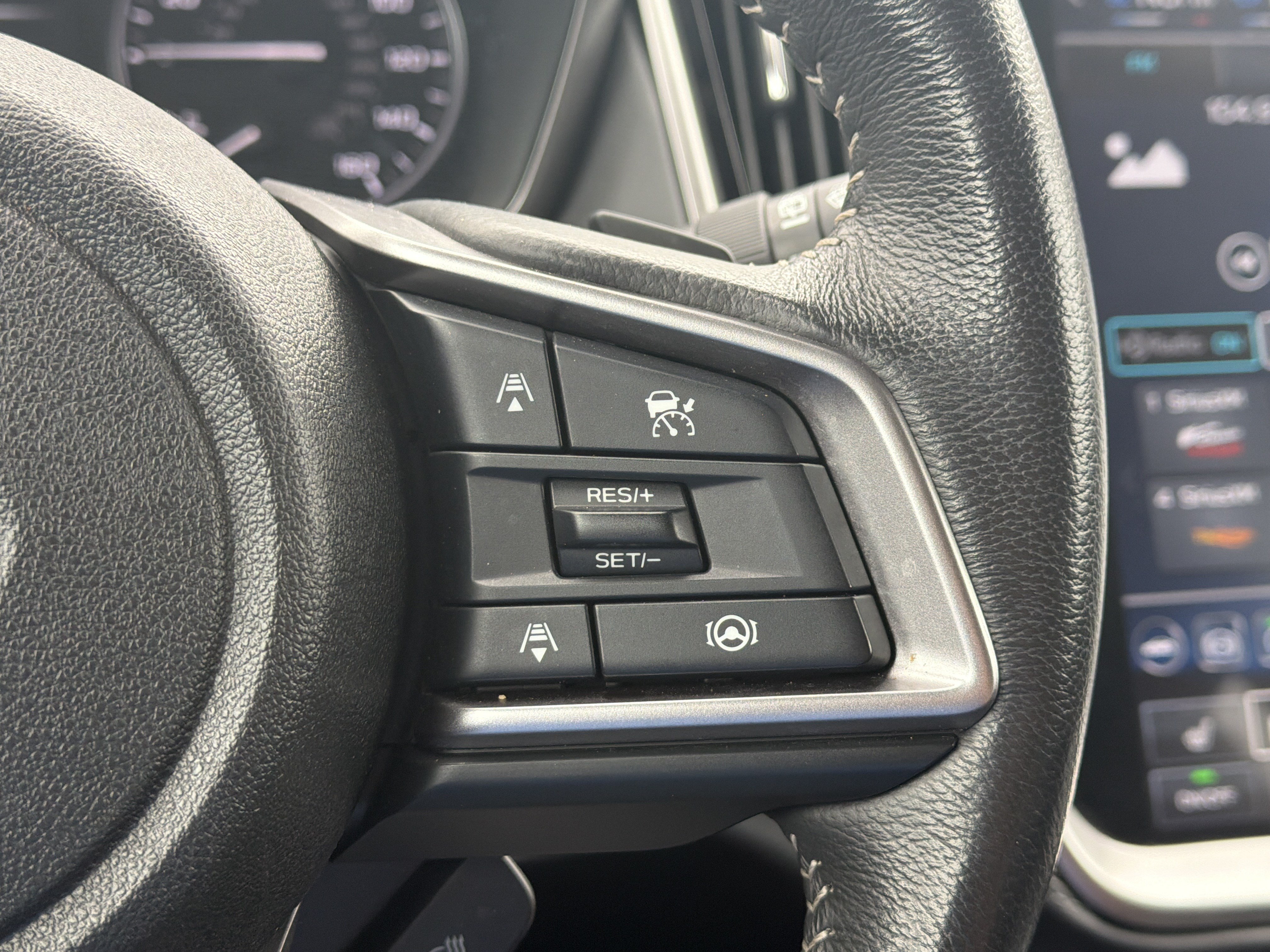 Certified 2024 Subaru Outback Limited AWD/4WD image 15