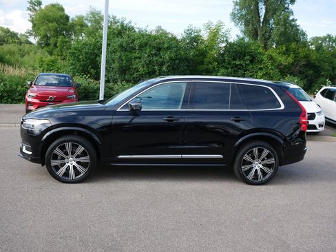Certified 2023 Volvo XC90 B6 Ultimate w/ Lounge Package AWD/4WD image 4