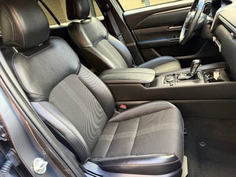 Used 2023 MAZDA CX-50 2.5 S w/ Preferred Plus Pkg AWD/4WD image 16