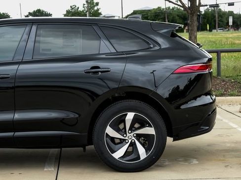 Used 2026 Jaguar F-PACE R-Dynamic S AWD/4WD image 15