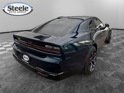 Used 2024 Dodge Charger R/T w/ Plus Group image 5