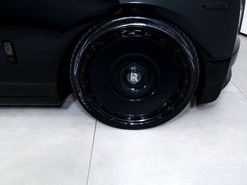 Used 2019 Rolls-Royce Phantom Sedan image 40