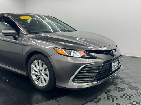 Used 2023 Toyota Camry LE image 6