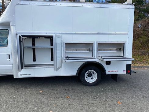 New 2026 Ford E-350 and Econoline 350 Super Duty w/ Power Equipment Group image 10