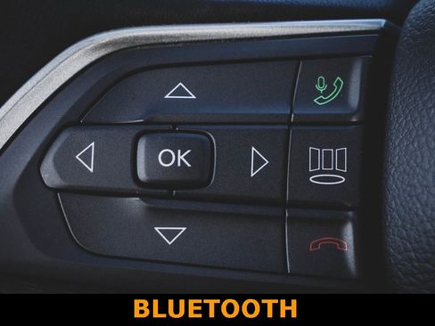 Used 2022 Jeep Grand Cherokee Limited 4xe image 17