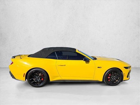 Used 2024 Ford Mustang GT Premium image 4