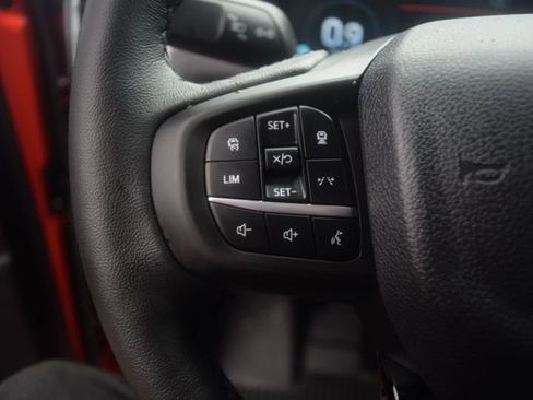 Used 2024 Ford Ranger Lariat w/ FX4 Off-Road Package AWD/4WD image 6