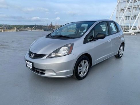 Used 2011 Honda Fit image 4