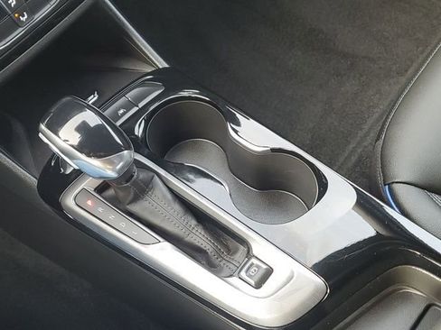 Used 2025 Buick Envista Sport Touring w/ Convenience I Package image 23