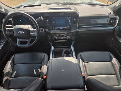 Certified 2025 Ford F350 Lariat w/ Lariat Ultimate Package AWD/4WD image 9
