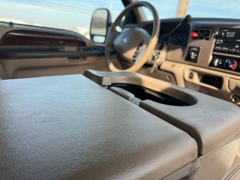 Used 2004 Ford F250 Lariat image 56