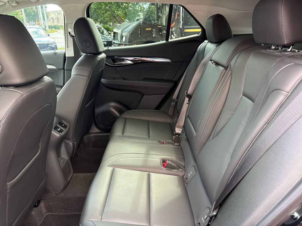 Used 2025 Buick Envision Preferred AWD/4WD image 26