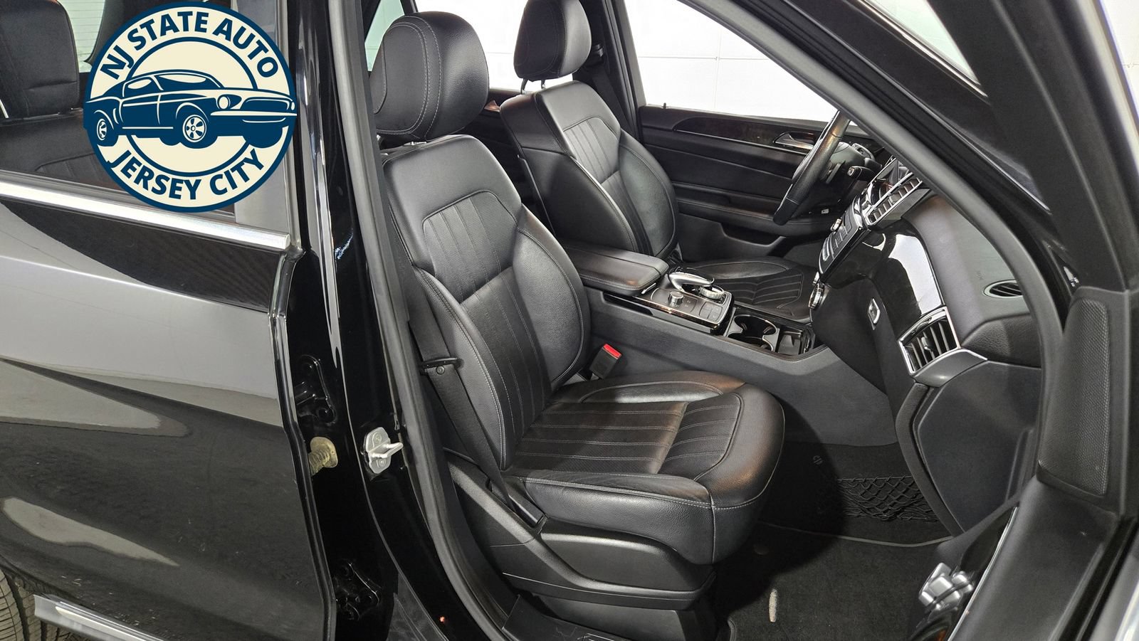 Used 2016 Mercedes-Benz GLE 350 4MATIC w/ Premium Package image 36