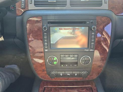 Used 2013 Chevrolet Tahoe LTZ image 11