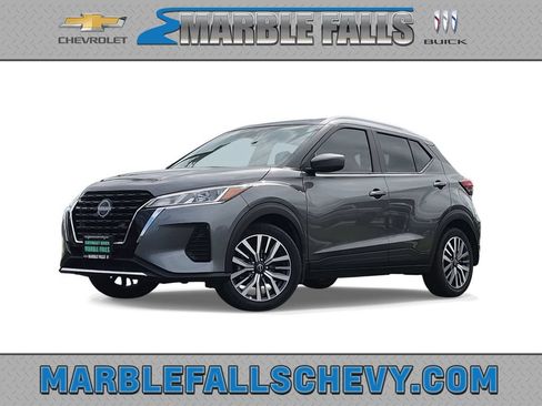 Used 2023 Nissan Kicks SV FWD image 1