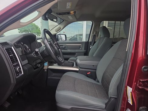 Used 2016 RAM 1500 Lone Star RWD image 9