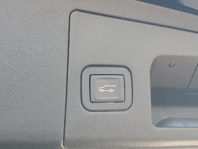 Certified 2024 Cadillac XT5 Premium Luxury AWD/4WD image 10