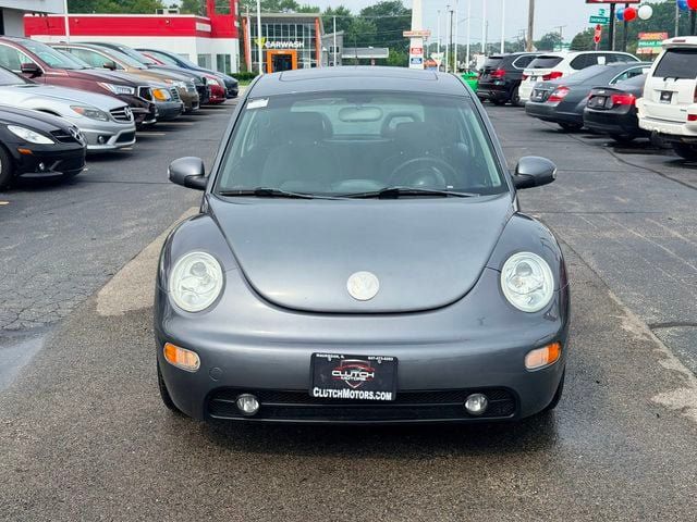 Used 2004 Volkswagen Beetle GLS FWD image 2