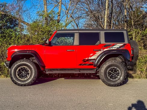 Used 2023 Ford Bronco Raptor AWD/4WD image 19