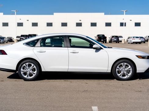 New 2025 Honda Accord LX image 8