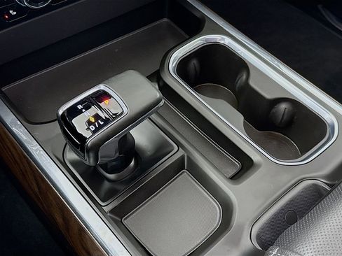 Used 2023 GMC Sierra 1500 SLT w/ SLT Premium Plus Package image 16