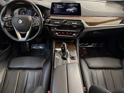 Used 2019 BMW 530i RWD image 18