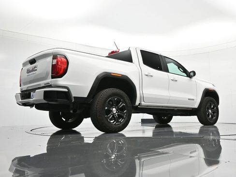 Certified 2024 GMC Canyon Elevation image 41
