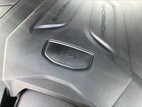 Certified 2024 Porsche Cayenne S AWD/4WD image 34